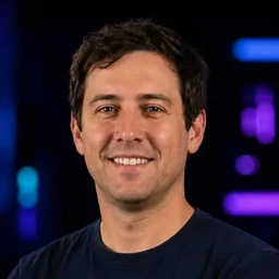 Daniel Cross